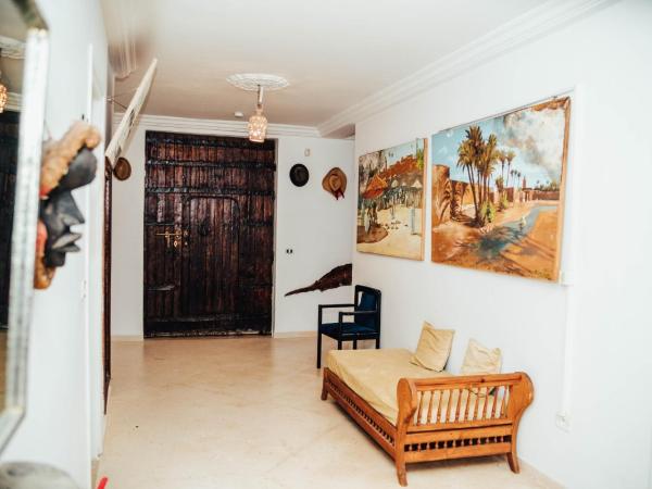 DAR BELDI : photo 2 de la chambre chambre triple avec baignoire