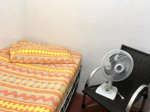 Pousada Cisne Branco : photo 1 de la chambre petite chambre simple