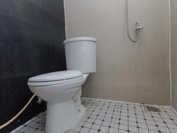 RedDoorz near Mayapada Hospital Surabaya : photo 7 de la chambre chambre double standard
