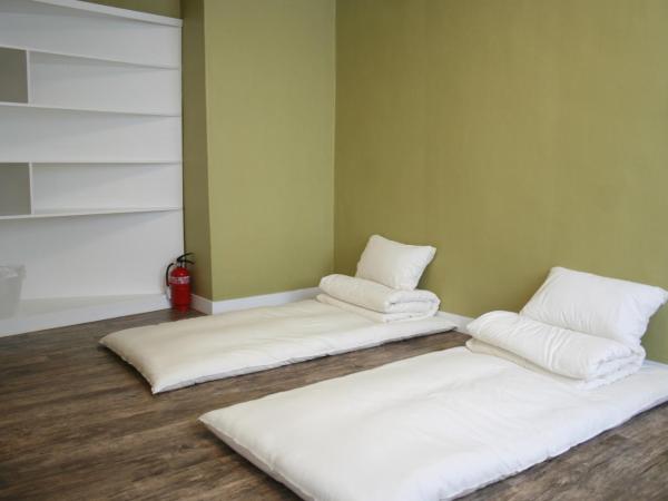 Crib 49 Guesthouse - Foreigner only : photo 3 de la chambre chambre lits jumeaux