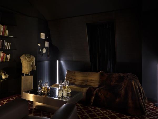 Sinner Paris : photo 3 de la chambre suite