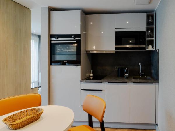 Fourty Three Luxury Serviced Apartments : photo 8 de la chambre studio supérieur