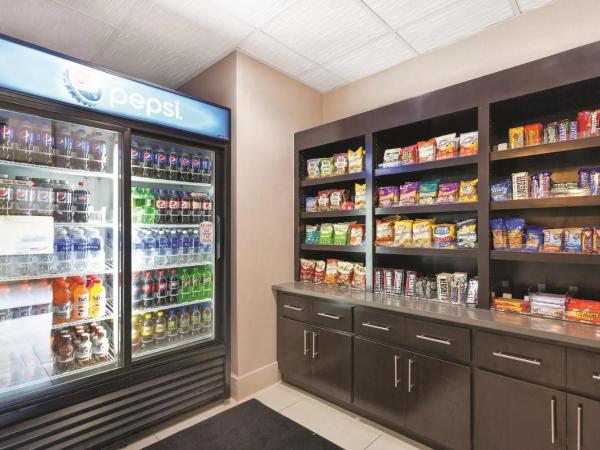 La Quinta by Wyndham Tampa Bay Area-Tampa South : photo 9 de la chambre chambre double avec 2 lits doubles