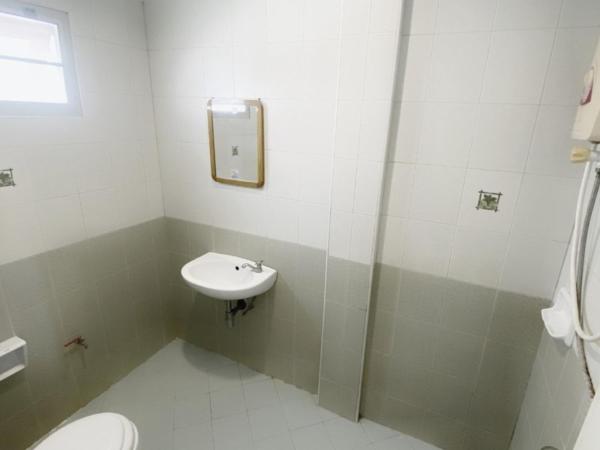 Baanloksouylokchay : photo 7 de la chambre chambre double ou lits jumeaux standard