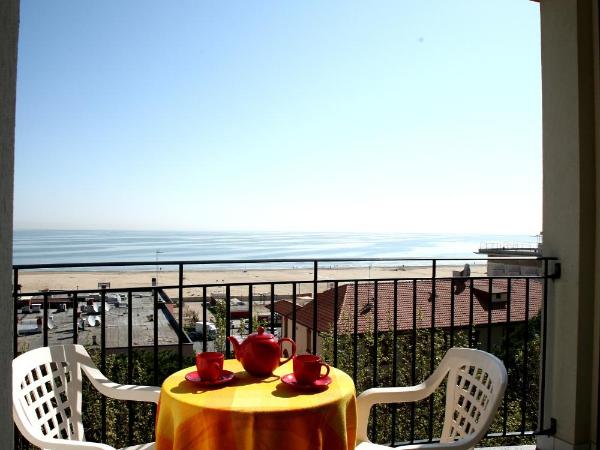 Residence Hotel Angeli : photo 7 de la chambre appartement 1 chambre (2 adultes) - vue sur mer