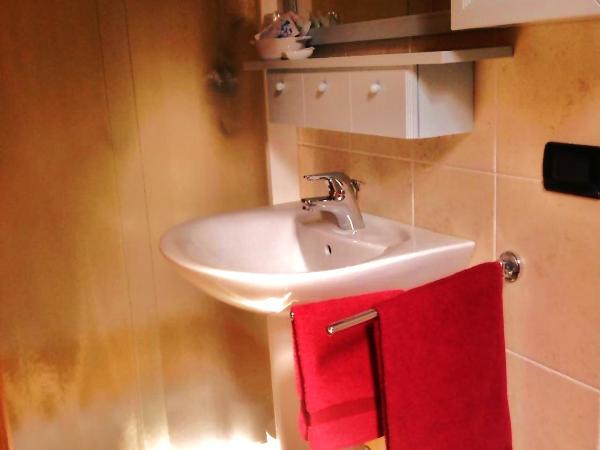 Agriturismo Altobello : photo 9 de la chambre chambre triple