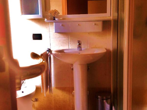 Agriturismo Altobello : photo 10 de la chambre chambre triple