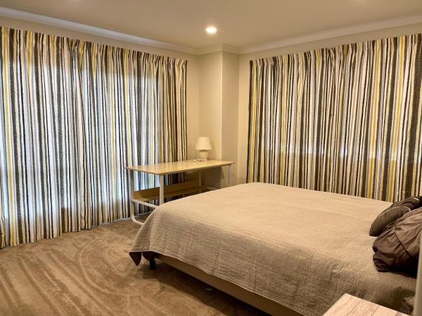 Flat Bush Private Ensuite : photo 1 de la chambre chambre double avec salle de bains privative