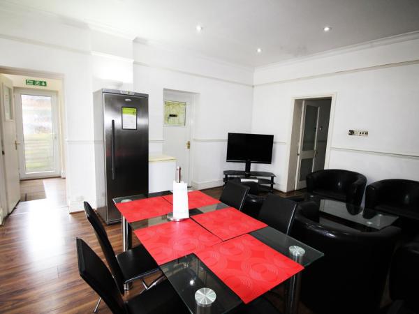 Flexistay Norbury Aparthotel : photo 4 de la chambre chambre double avec salle de bains privative