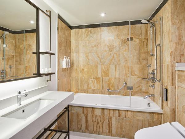 London Marriott Hotel Grosvenor Square : photo 2 de la chambre suite 1 chambre avec accès au salon exécutif