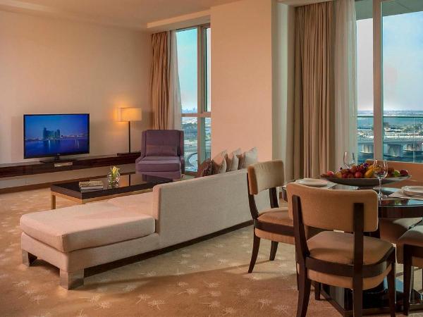 InterContinental Residence Suites Dubai Festival City, an IHG Hotel : photo 2 de la chambre appartement 2 chambres - côté eau