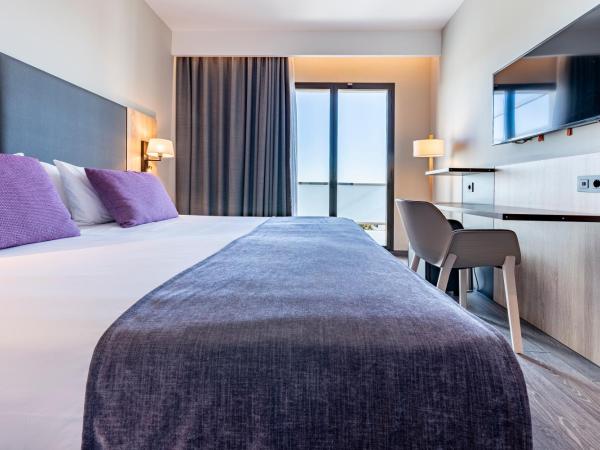 Astari : photo 1 de la chambre chambre double avec terrasse - vue sur mer