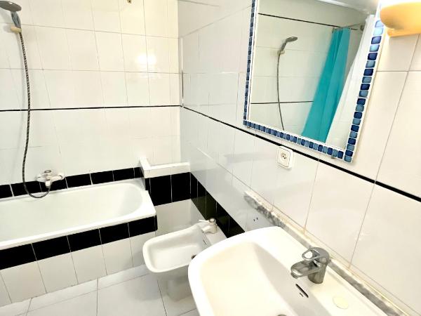 Las habitaciones de Svetlana : photo 6 de la chambre chambre quadruple avec salle de bains privative