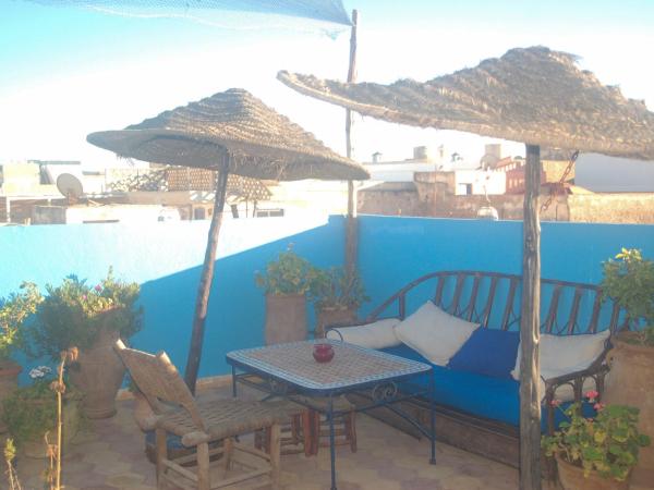 Riad Le Grand Large : photo 4 de la chambre chambre double terrasse