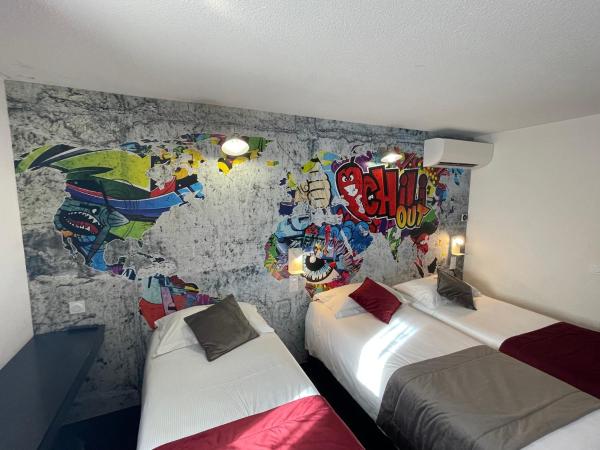 Hôtel The Originals Access, Bourges Nord Saint-Doulchard : photo 1 de la chambre chambre triple