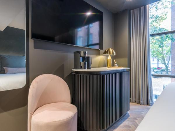 Velvet Hotel : photo 9 de la chambre chambre lit king-size premium