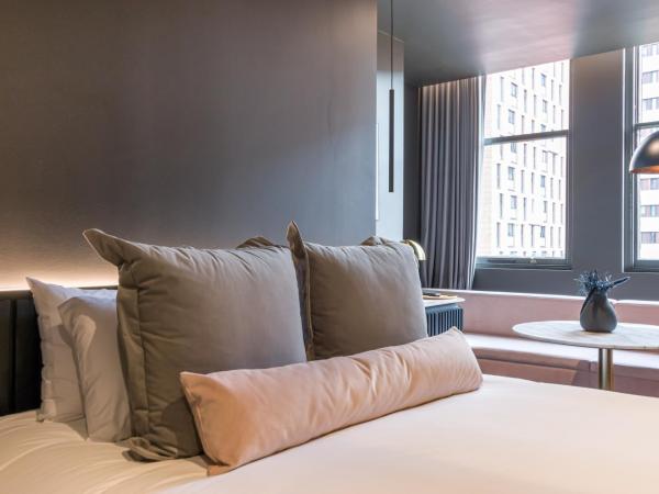 Velvet Hotel : photo 3 de la chambre chambre lit king-size premium