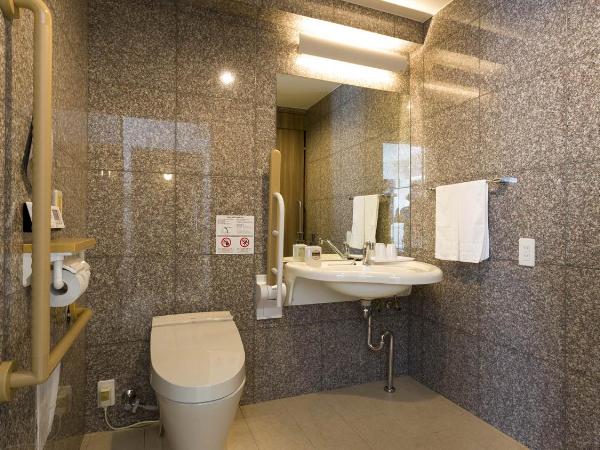 Toyoko Inn Chiba Makuhari : photo 5 de la chambre chambre lits jumeaux accessible aux personnes à mobilité réduite - non-fumeurs