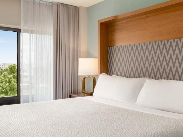 Holiday Inn Orlando International Airport, an IHG Hotel : photo 4 de la chambre chambre standard