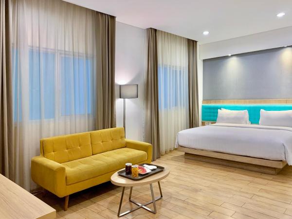 Hotel Santika Kelapa Gading : photo 1 de la chambre suite junior