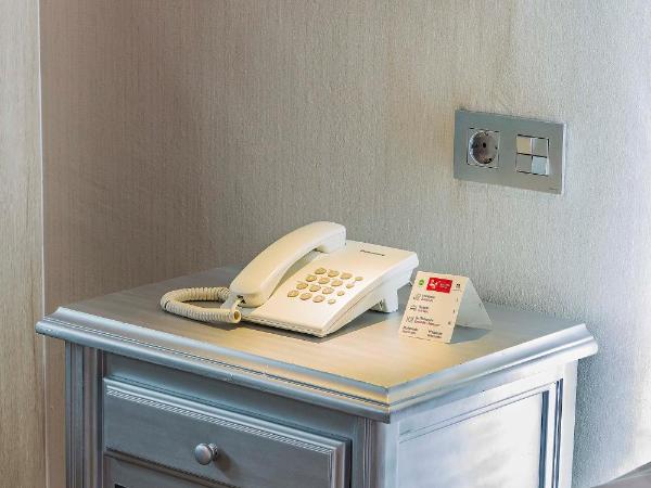 Bellavista Sevilla : photo 8 de la chambre chambre familiale (3 adultes)