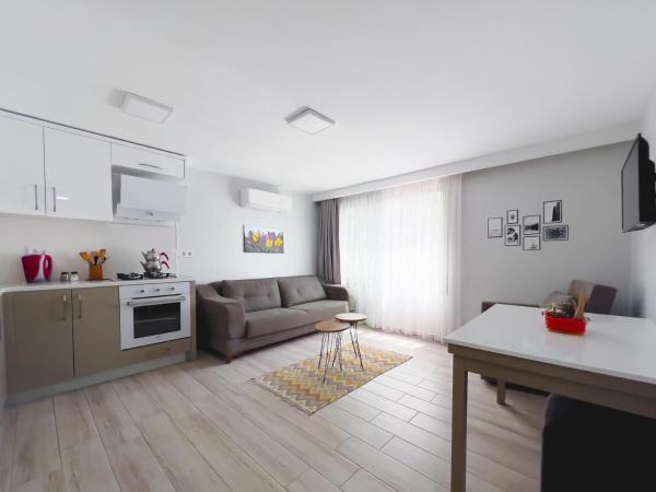 Azize Palas Apart Otel : photo 1 de la chambre chambre quadruple - vue sur mer