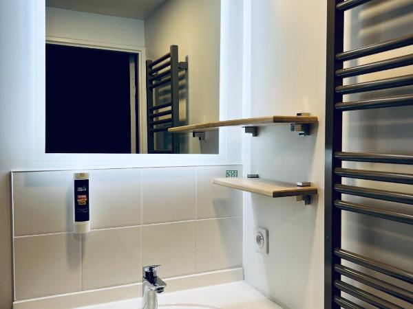 The People - Les 2 Alpes : photo 6 de la chambre chambre familiale