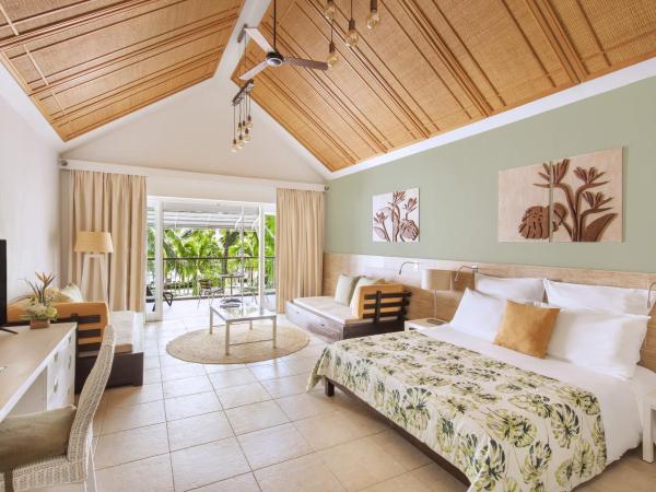 Victoria Beachcomber Resort & Spa : photo 2 de la chambre chambre de luxe (2 adultes + 2 enfants de 5 ans et plus)