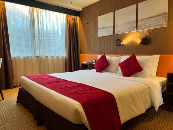 Best Western Plus Hotel Kowloon : photo 3 de la chambre chambre de luxe queen-size ou lits jumeaux avec vue sur le jardin 