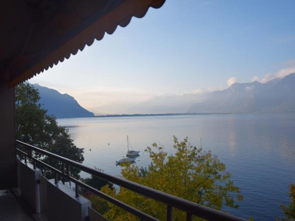 Royal Plaza Montreux : photo 5 de la chambre suite junior avec balcon - vue sur lac
