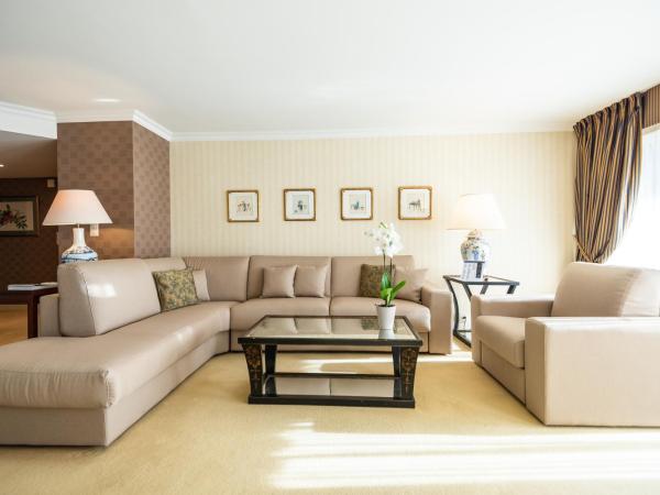 Royal Plaza Montreux : photo 2 de la chambre suite exécutive avec balcon - vue sur lac