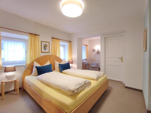 Koller, Pension Haus : photo 8 de la chambre chambre double Économique avec baignoire