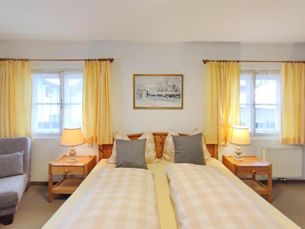 Koller, Pension Haus : photo 1 de la chambre chambre double supérieure avec douche