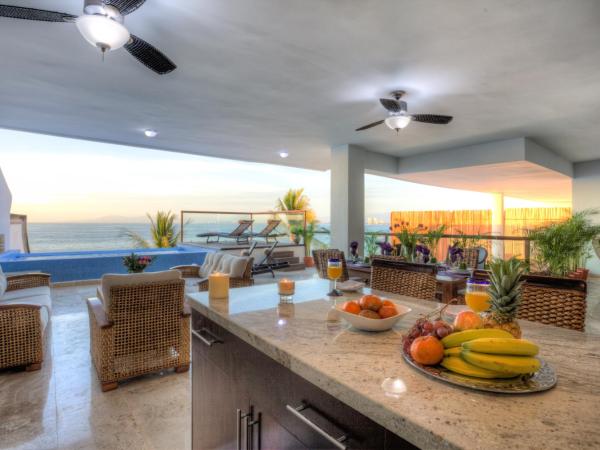 Vallarta Shores Beach Hotel : photo 9 de la chambre suite 3 chambres avec piscine privée