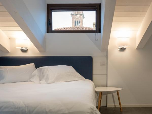 Boutique Hotel Touring : photo 1 de la chambre chambre familiale supérieure