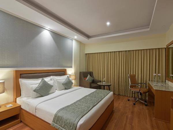 Southern Star,Bangalore : photo 2 de la chambre suite