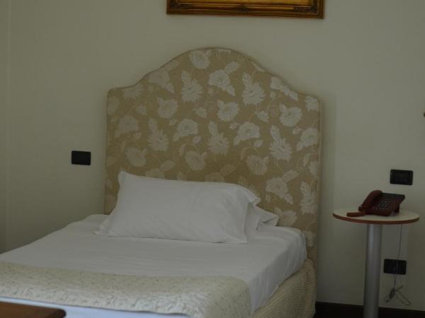 Grand Hotel Di Lecce : photo 5 de la chambre chambre simple