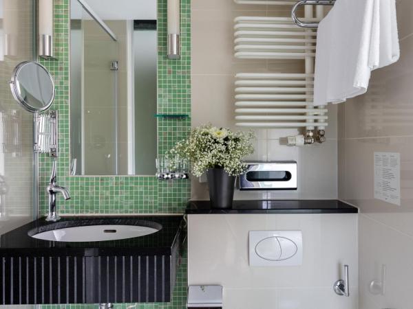 numa I Bona Rooms & Apartments : photo 6 de la chambre chambre standard