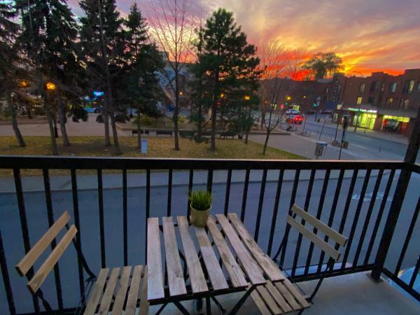 Maison Cartier Montreal : photo 2 de la chambre chambre lit queen-size avec baignoire spa