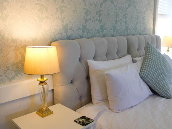 Windarra on High : photo 8 de la chambre suite lit king-size avec balcon