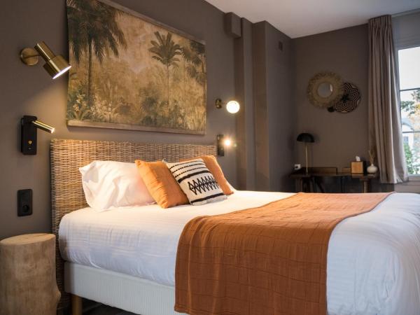 Hôtel Le Patio - Deauville : photo 1 de la chambre chambre triple confort avec douche