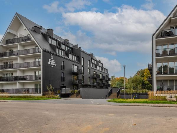 Podczele Seashore SPA & Jacuzzi Apartments with Parking by Noclegi Renters : photo 3 de la chambre appartement