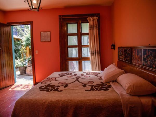 Hotel Las Golondrinas : photo 2 de la chambre chambre lit king-size