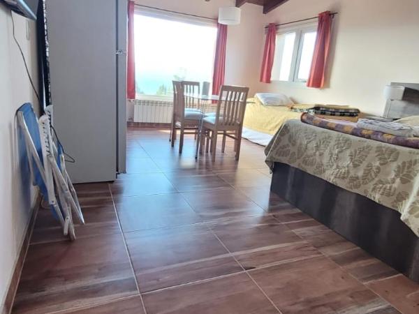 Astrolabio Hostel : photo 6 de la chambre appartement - vue sur lac