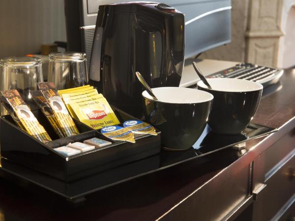 Hôtel Vaneau Saint Germain : photo 4 de la chambre chambre lits jumeaux classique