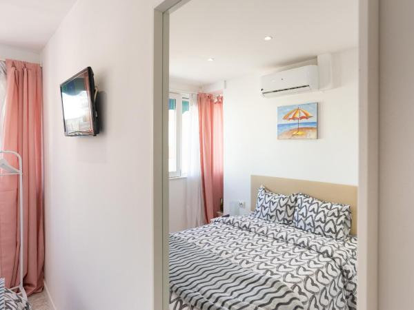 Rooms Breeze & Sun : photo 4 de la chambre chambre lits jumeaux