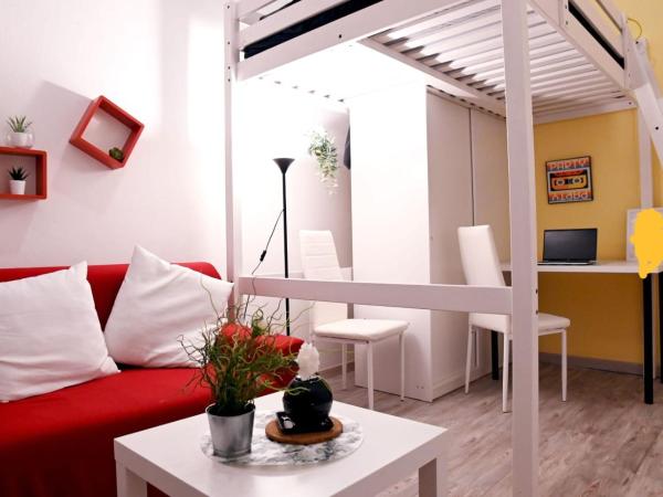 Lucca 22 : photo 3 de la chambre chambre simple avec salle de bains commune