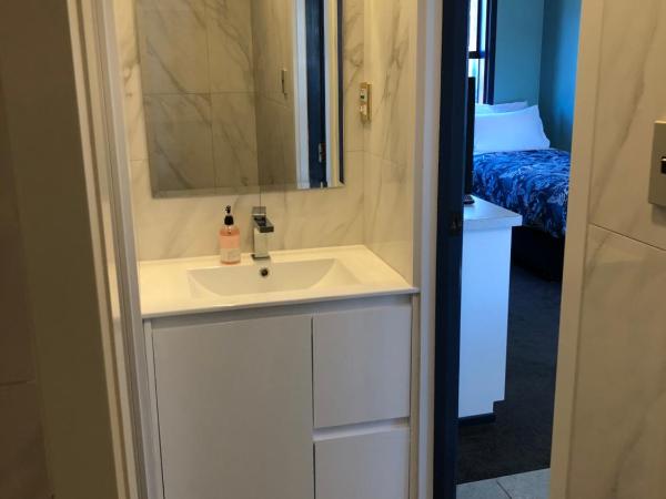 Pure Motel : photo 4 de la chambre suite familiale deluxe