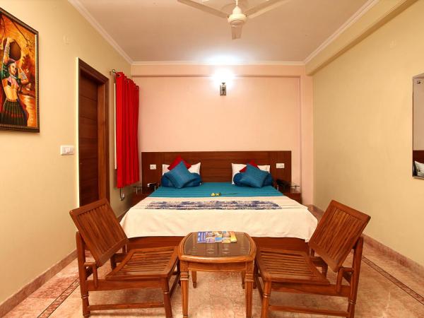 Indira International Inn : photo 2 de la chambre chambre double deluxe