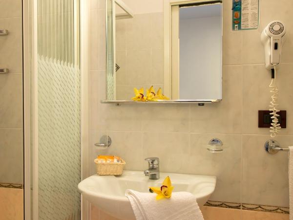 Hotel Pillon : photo 5 de la chambre petite chambre double ou lits jumeaux